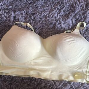 Pink wireless lightly lined bralette